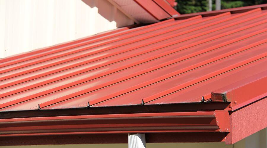 Professional gutter cleaning services in Leburn, KY